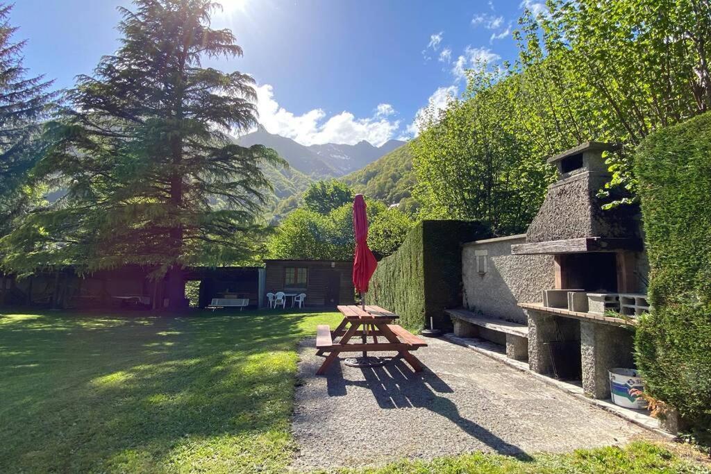 T2 Ensoleille. Terrasse, Jardin Commun, Vue, Parking. Appartement Cauterets Buitenkant foto