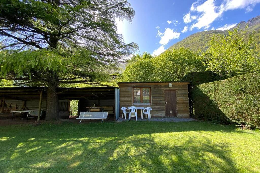 T2 Ensoleille. Terrasse, Jardin Commun, Vue, Parking. Appartement Cauterets Buitenkant foto